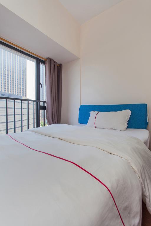 Feier Apartment Shajing Rum bild